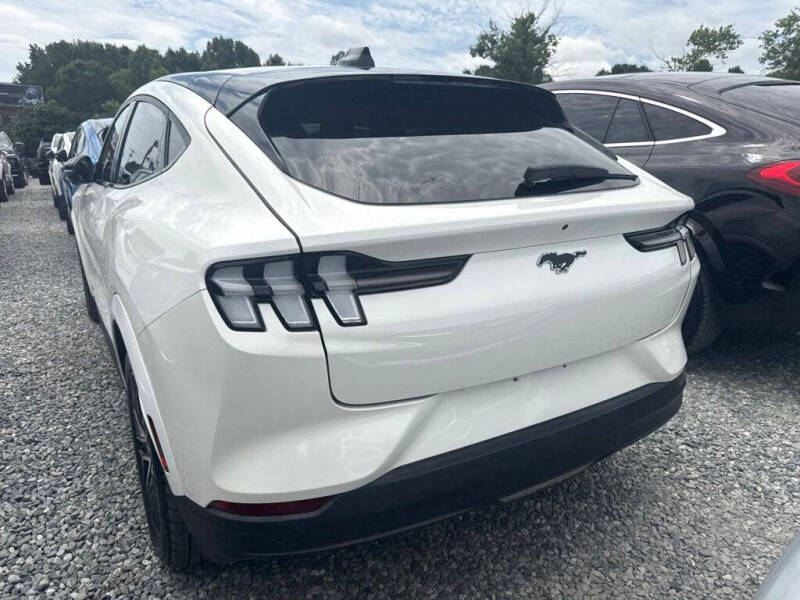 2025 Ford Mustang Mach-E Premium
