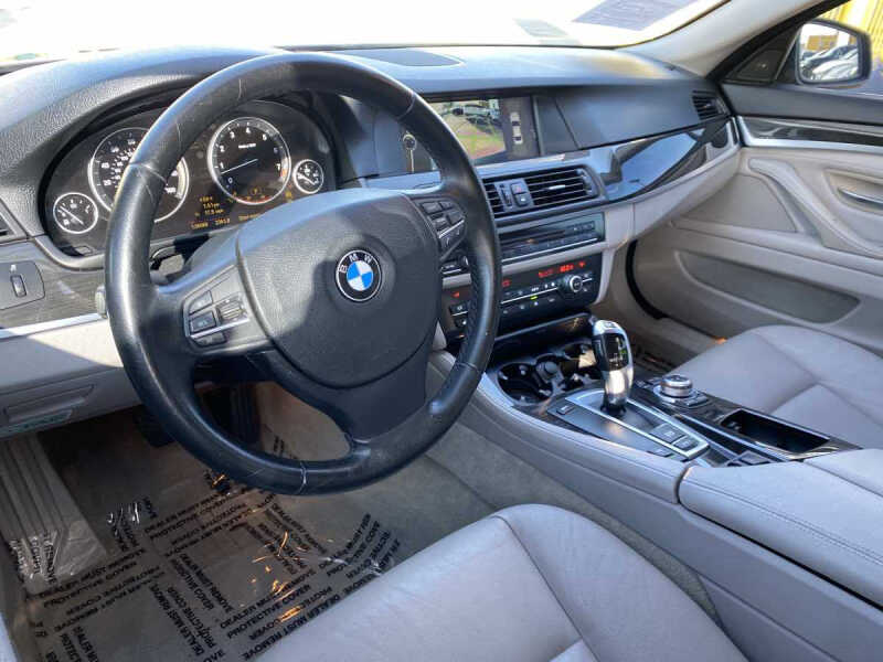 2011 BMW 5 Series 535i