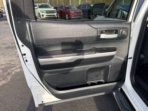 2016 Toyota Tundra SR5