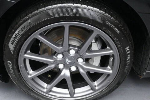 2019 Tesla Model 3 Mid Range