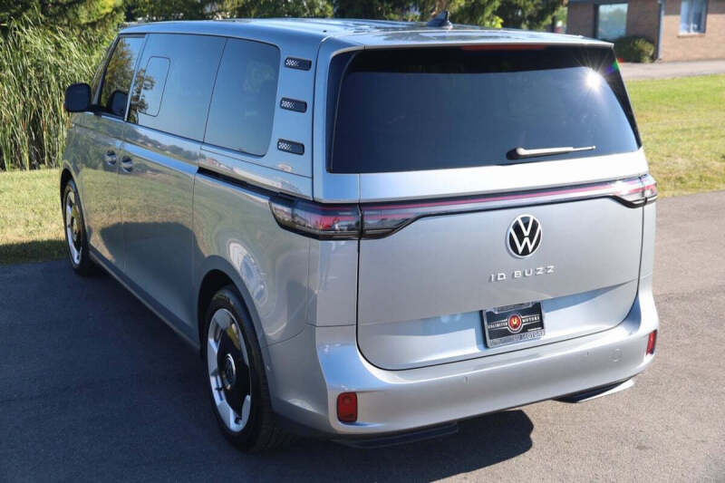 2025 Volkswagen ID. Buzz Pro S