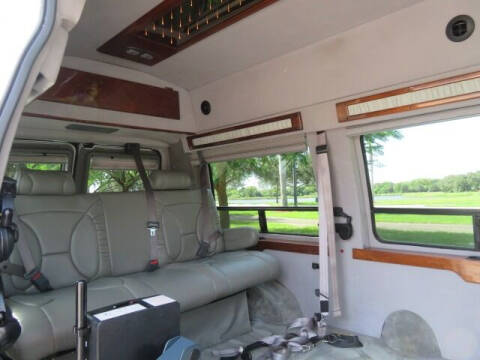 2010 Ford E-Series E-350 SD