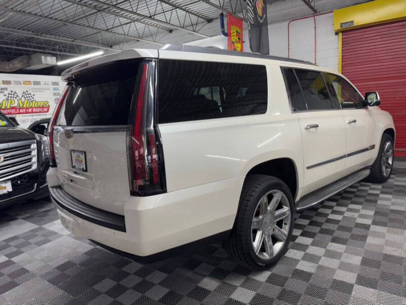 2015 Cadillac Escalade ESV Luxury