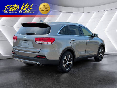 2017 Kia Sorento EX