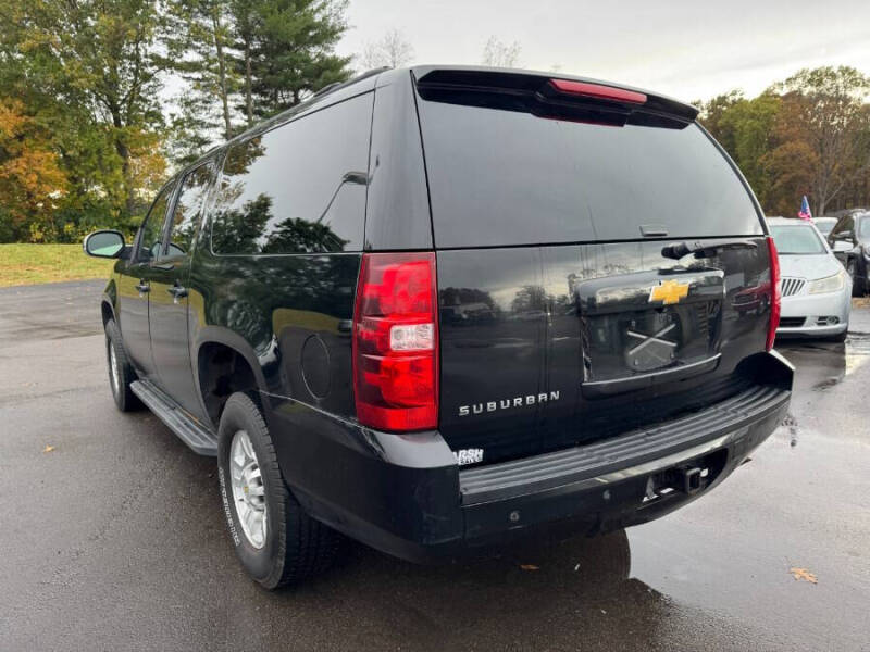 2013 Chevrolet Suburban LT 2500