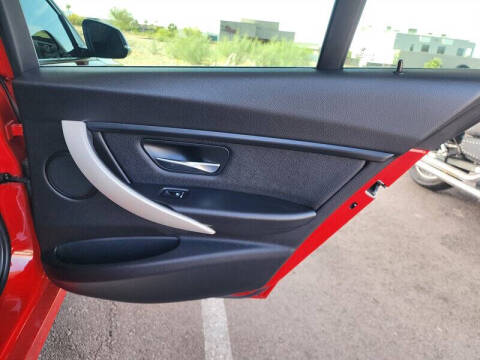 2018 BMW 3 Series 320i