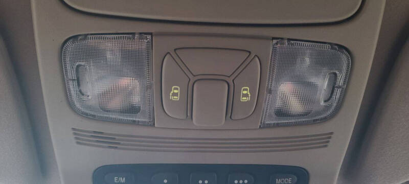 2010 Toyota Sienna LE 7-Passenger