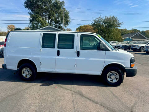 2008 Chevrolet Express for sale at Iowa Auto Sales, Inc in Sioux City IA