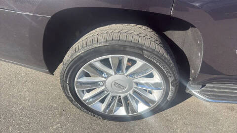 2016 Cadillac Escalade Platinum