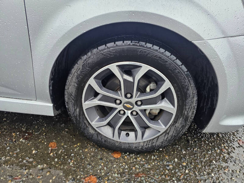 2017 Chevrolet Sonic LT Auto