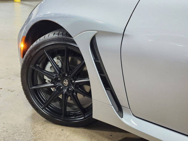 2024 Toyota GR86 Premium