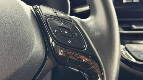 2018 Toyota C-HR XLE Premium