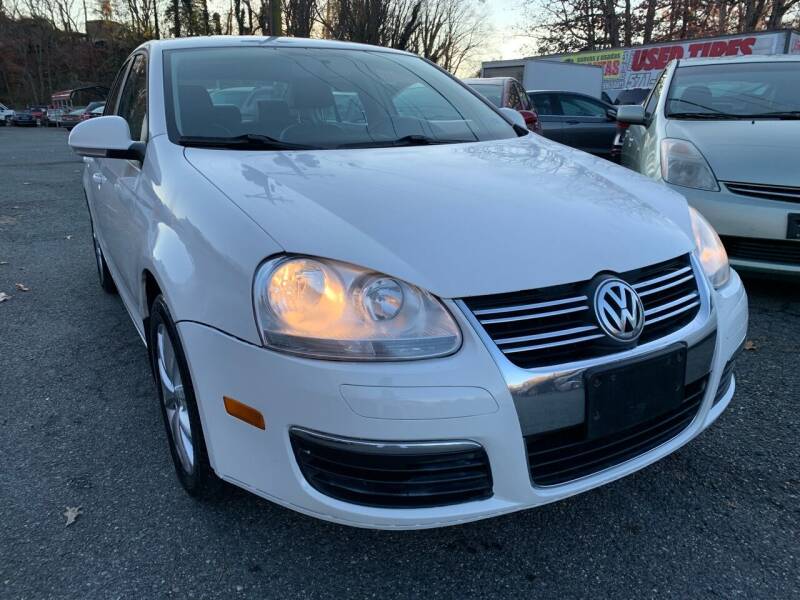 2010 Volkswagen Jetta for sale at V&S Auto Sales in Front Royal VA