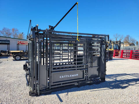 2026 Cattleman Manual w/Solid Floor for sale at Rod's Auto Farm & Ranch in Houston MO