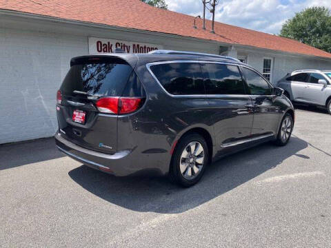 2018 Chrysler Pacifica Hybrid Limited