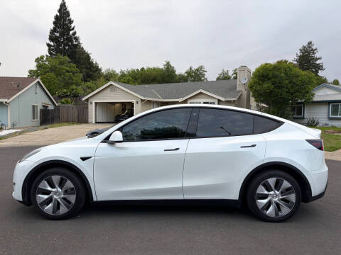 2023 Tesla Model Y Long Range
