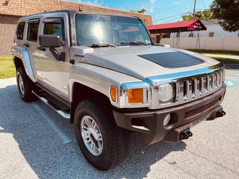 2006 HUMMER H3 for sale at CROSSROADS AUTO SALES in West Chester PA