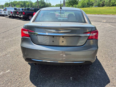 2013 Chrysler 200 Limited