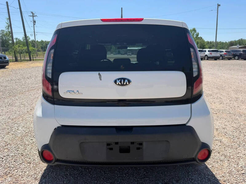 2015 Kia Soul +