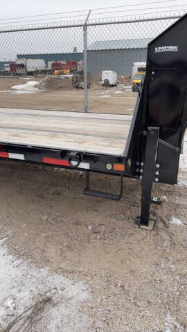 2026 MAXX-D 102" x 40' LDX Flatbed