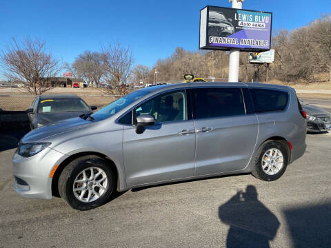 2017 Chrysler Pacifica Touring