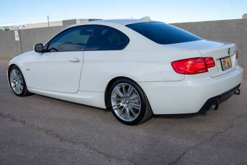2011 BMW 3 Series 335i
