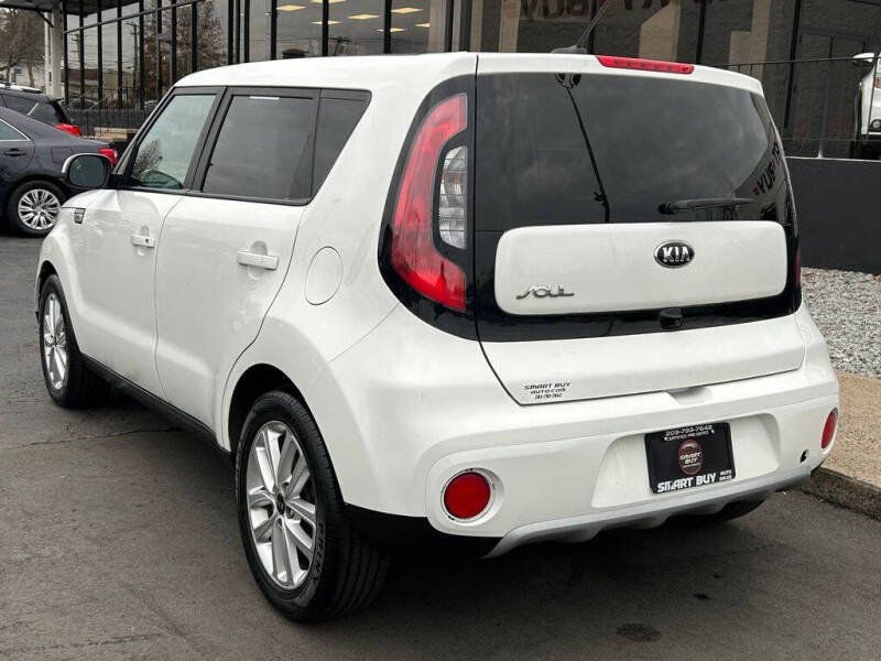 2019 Kia Soul +