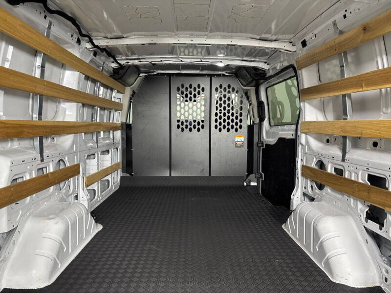 2025 Ford Transit