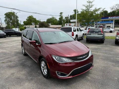 2018 Chrysler Pacifica Touring L Plus