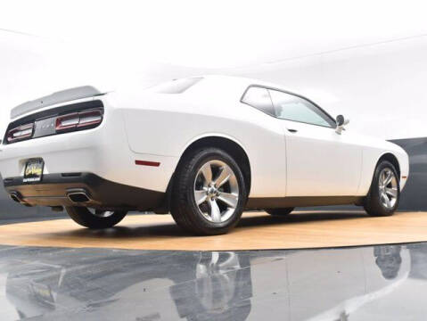 2019 Dodge Challenger SXT