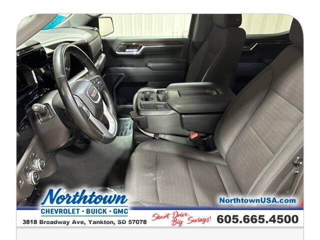 2024 GMC Sierra 1500 Elevation Standard