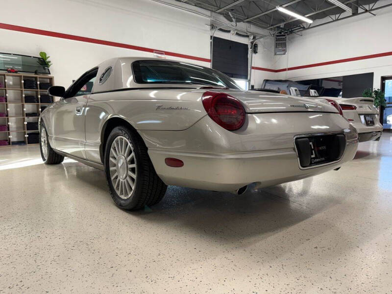 2004 Ford Thunderbird Deluxe