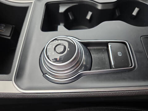 2021 Ford Edge SE