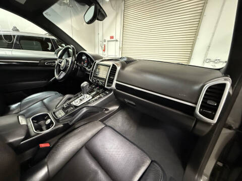 2016 Porsche Cayenne