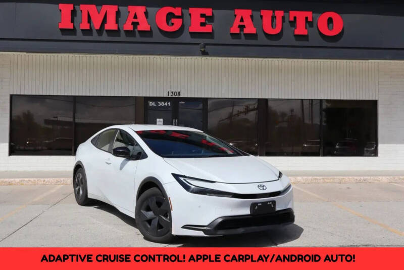 2024 Toyota Prius LE