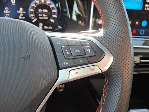 2025 Volkswagen Golf GTI Autobahn