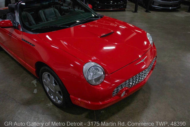 2002 Ford Thunderbird Deluxe