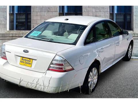 2009 Ford Taurus SE