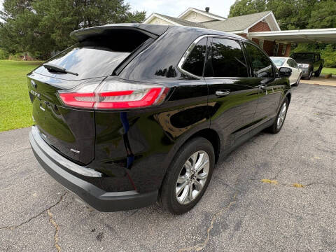 2024 Ford Edge Titanium