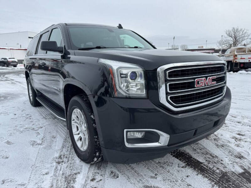 2017 GMC Yukon XL SLE