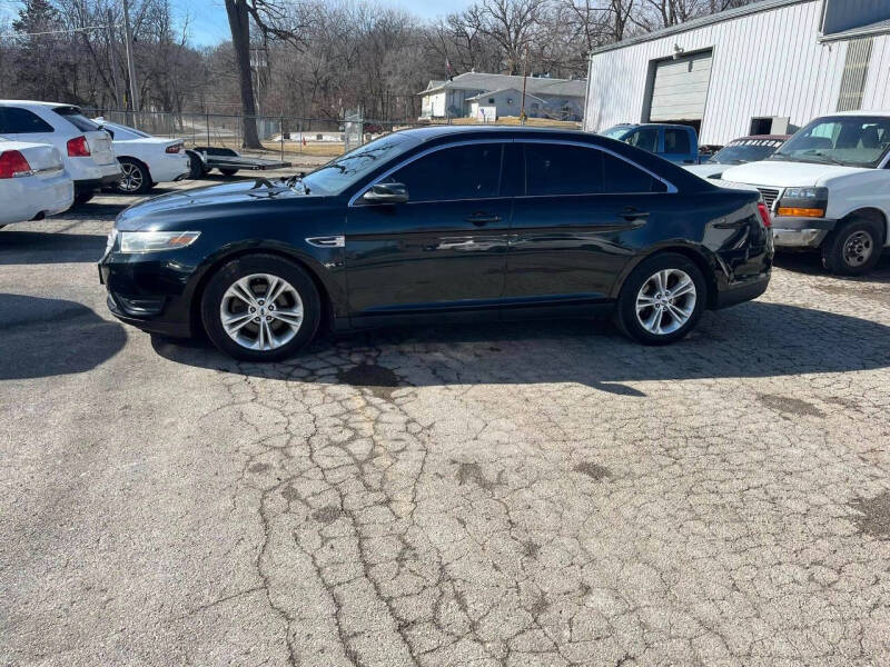Image 10 of 2014 Ford Taurus SEL