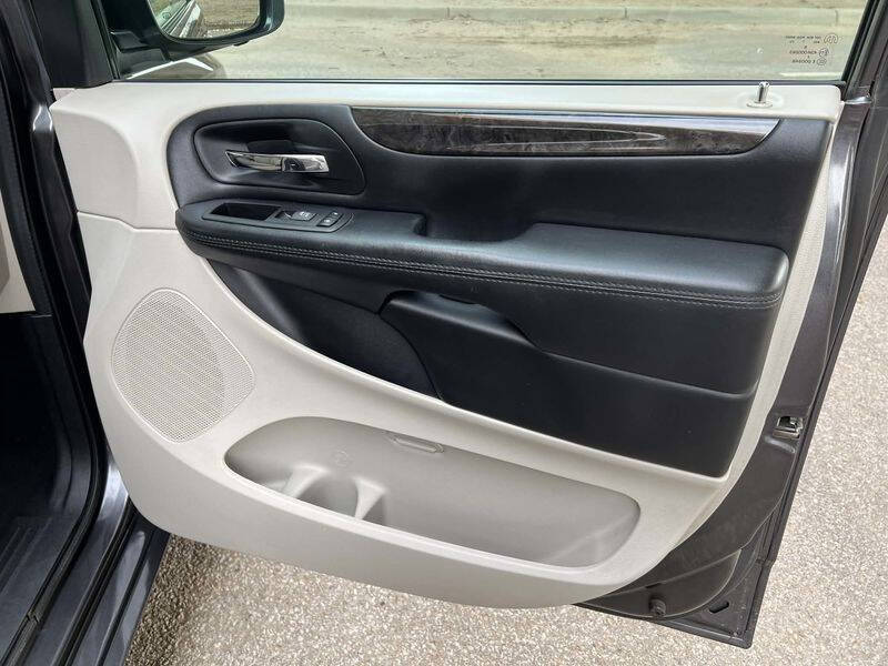 2017 Dodge Grand Caravan SE