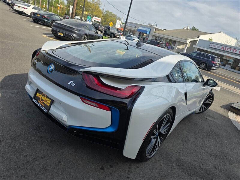 2016 BMW i8
