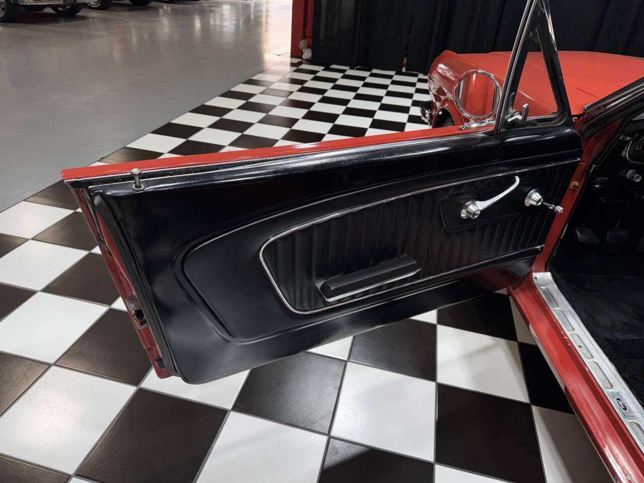 1965 Ford Mustang 27