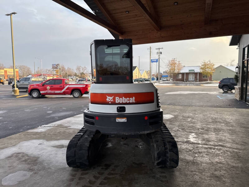 2017 Bobcat E50