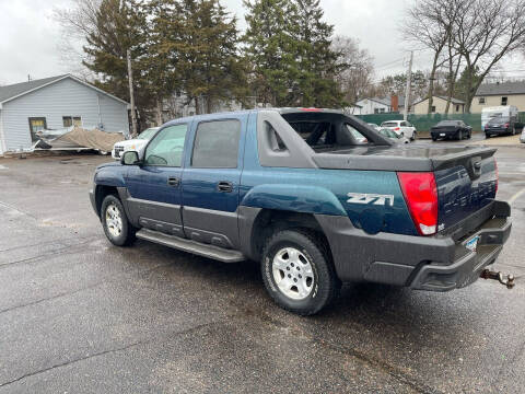 2005 Chevrolet Avalanche for sale at Back N Motion LLC in Anoka MN