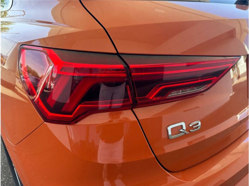 2023 Audi Q3 quattro S line Premium 45 TFSI