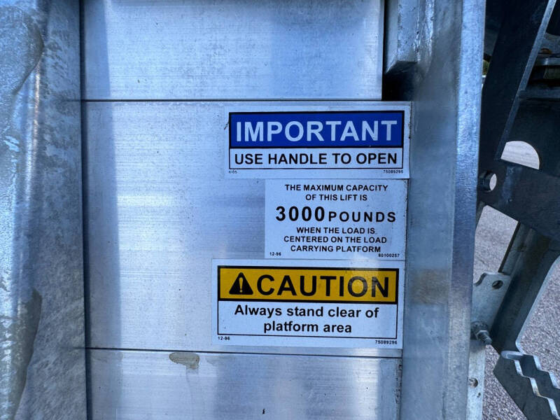 2023 Freightliner M2 106