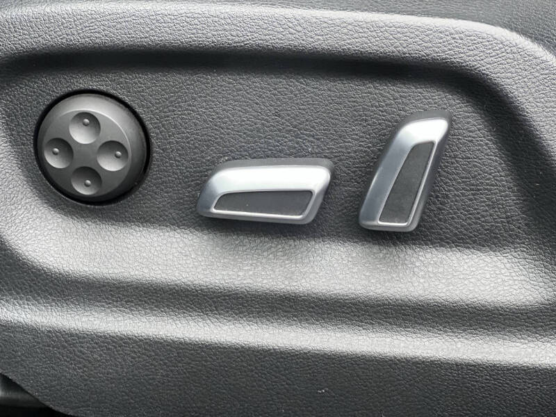 2016 Audi Q3 2.0T Premium Plus