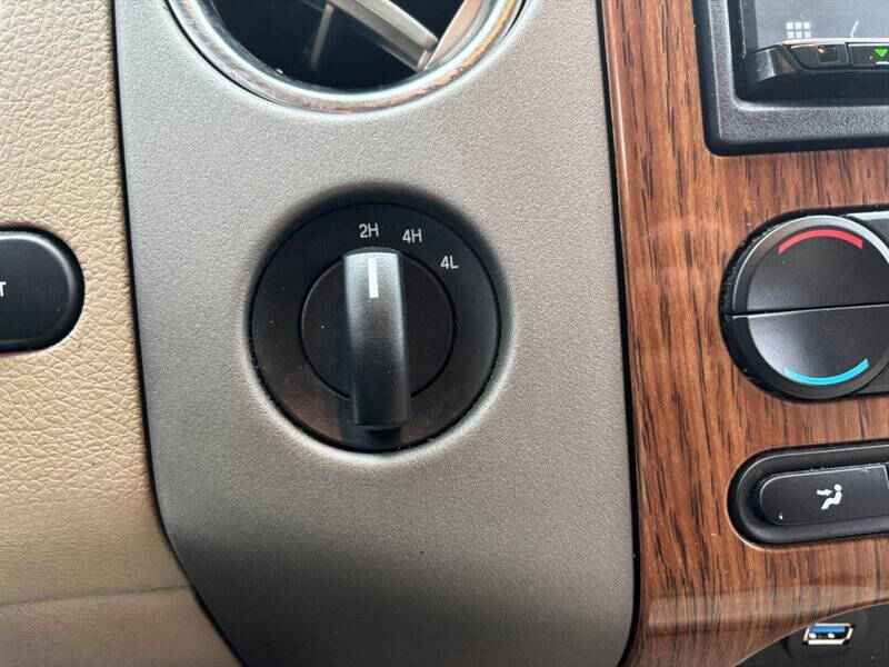 2004 Ford F-150 Lariat